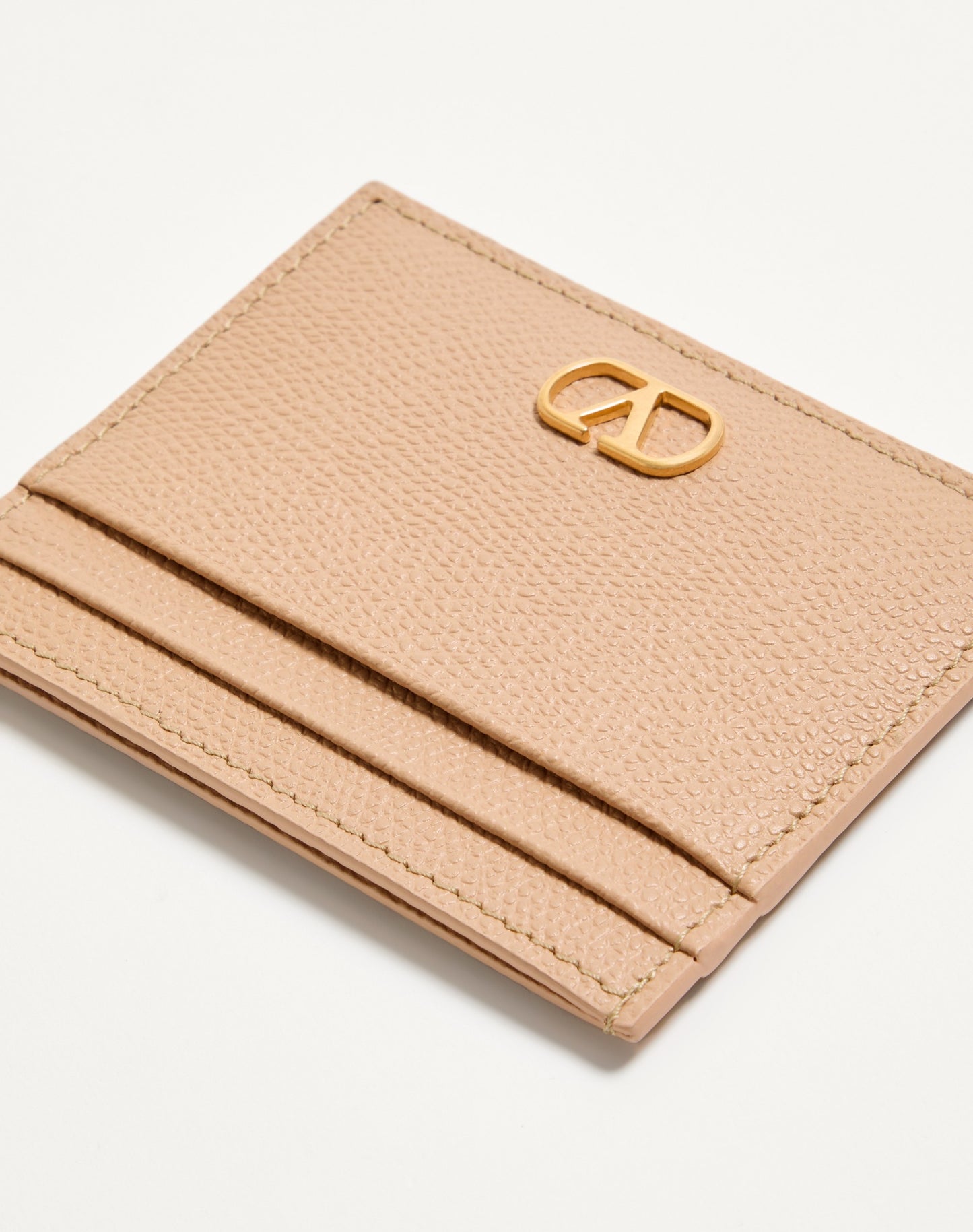 Vlogo Signature Grainy Calfskin Card Holder