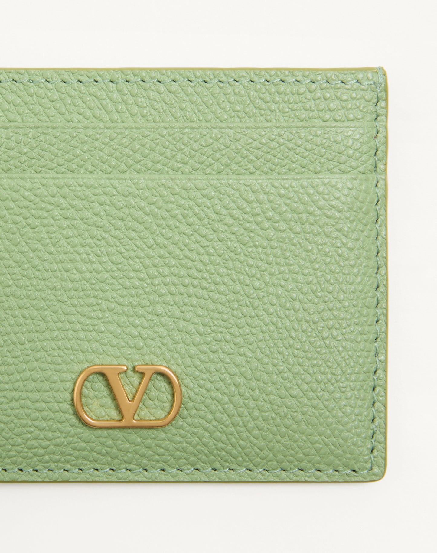 Vlogo Signature Grainy Calfskin Card Holder