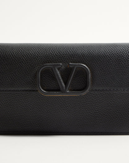 Vlogo Signature Grainy Calfskin Wallet With Chain