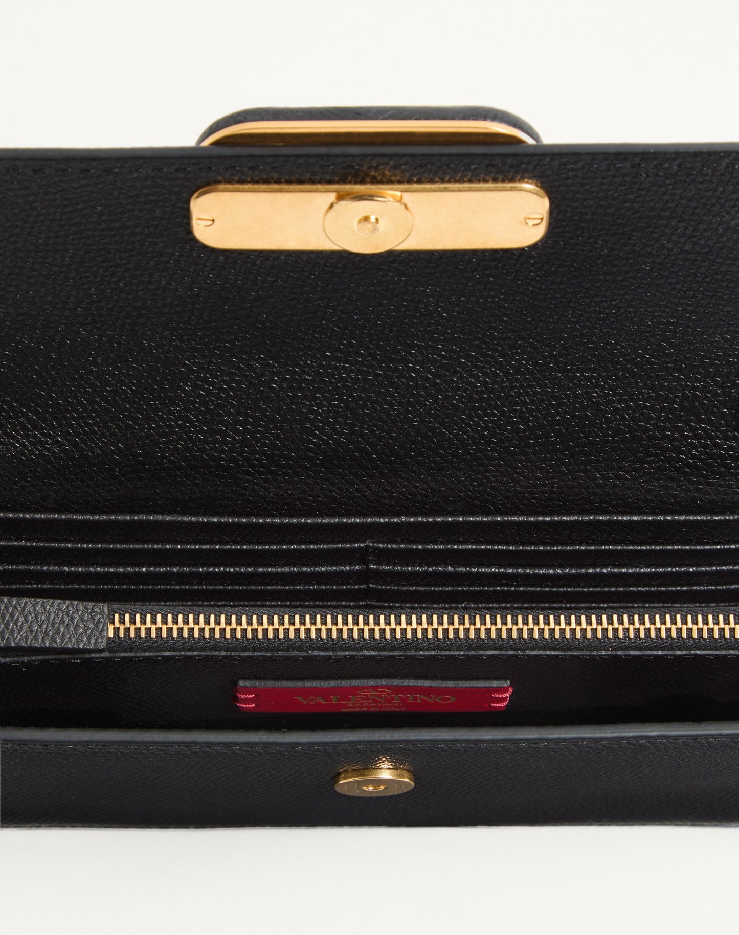 Vlogo Signature Grainy Calfskin Wallet With Chain