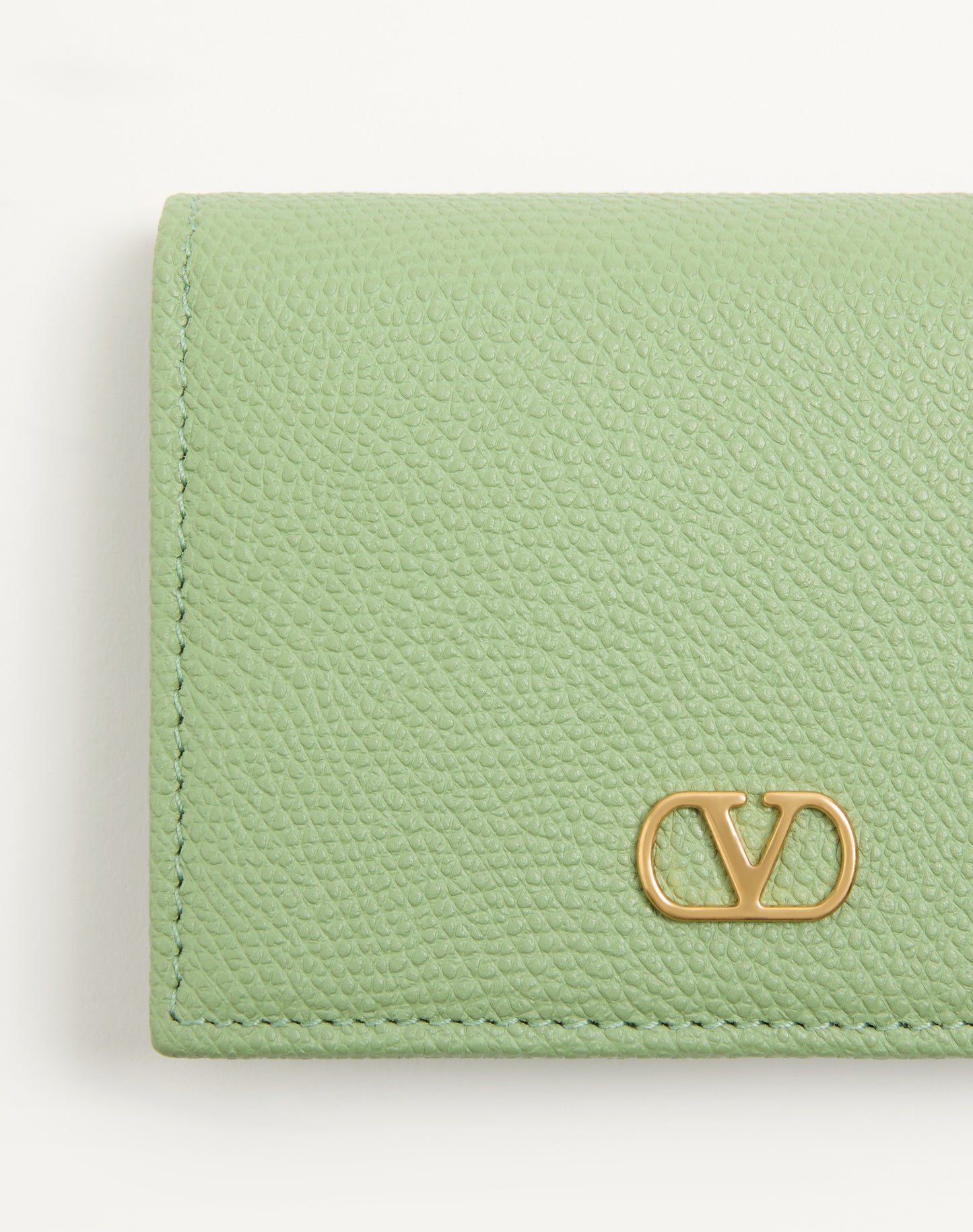 Vlogo Signature Grainy Calfskin Wallet