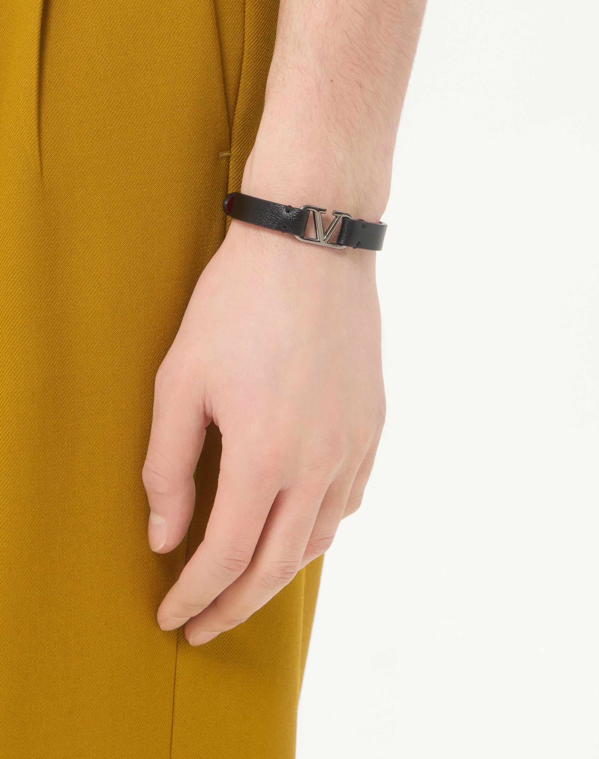 Vlogo Signature Leather Bracelet