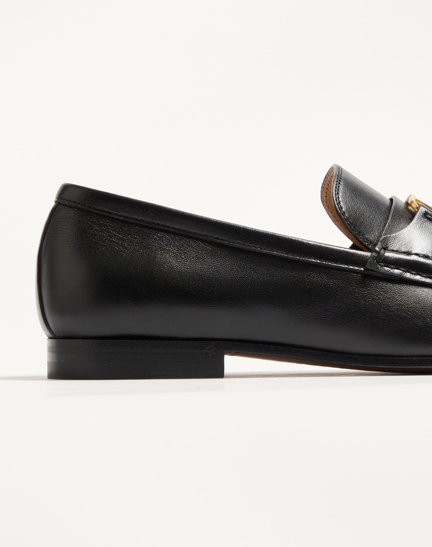 Vlogo Signature Nappa Leather Loafer