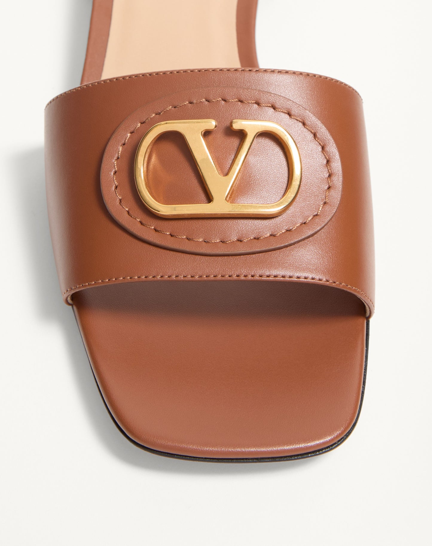 Vlogo Signature Slide Sandal In Calfskin 20mm