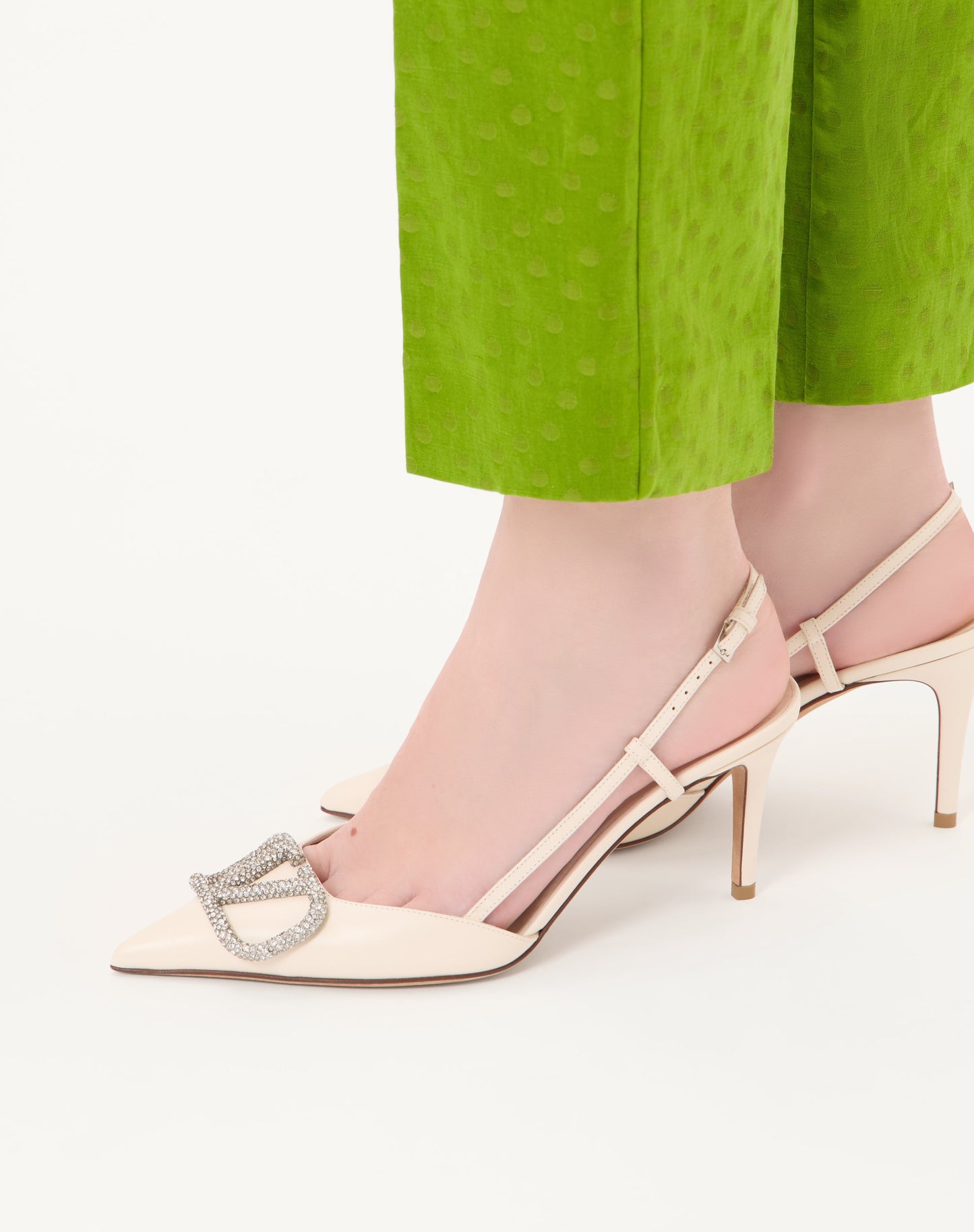 Vlogo Signature Slingback Pump In Calfskin Leather 80mm