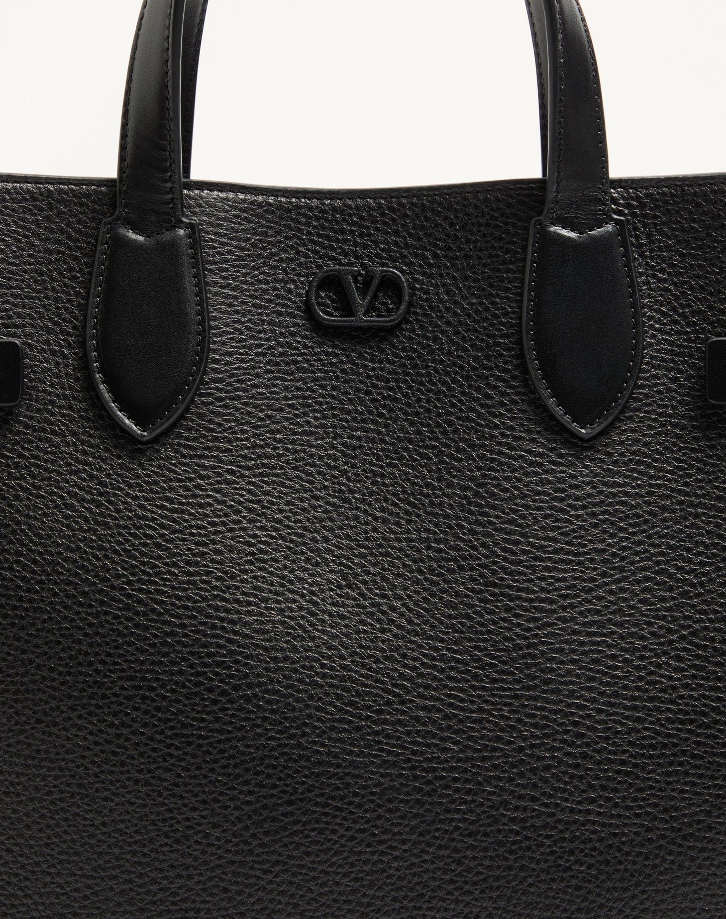 Valentino Garavani Antibes Medium Tote Bag In Grained Leather