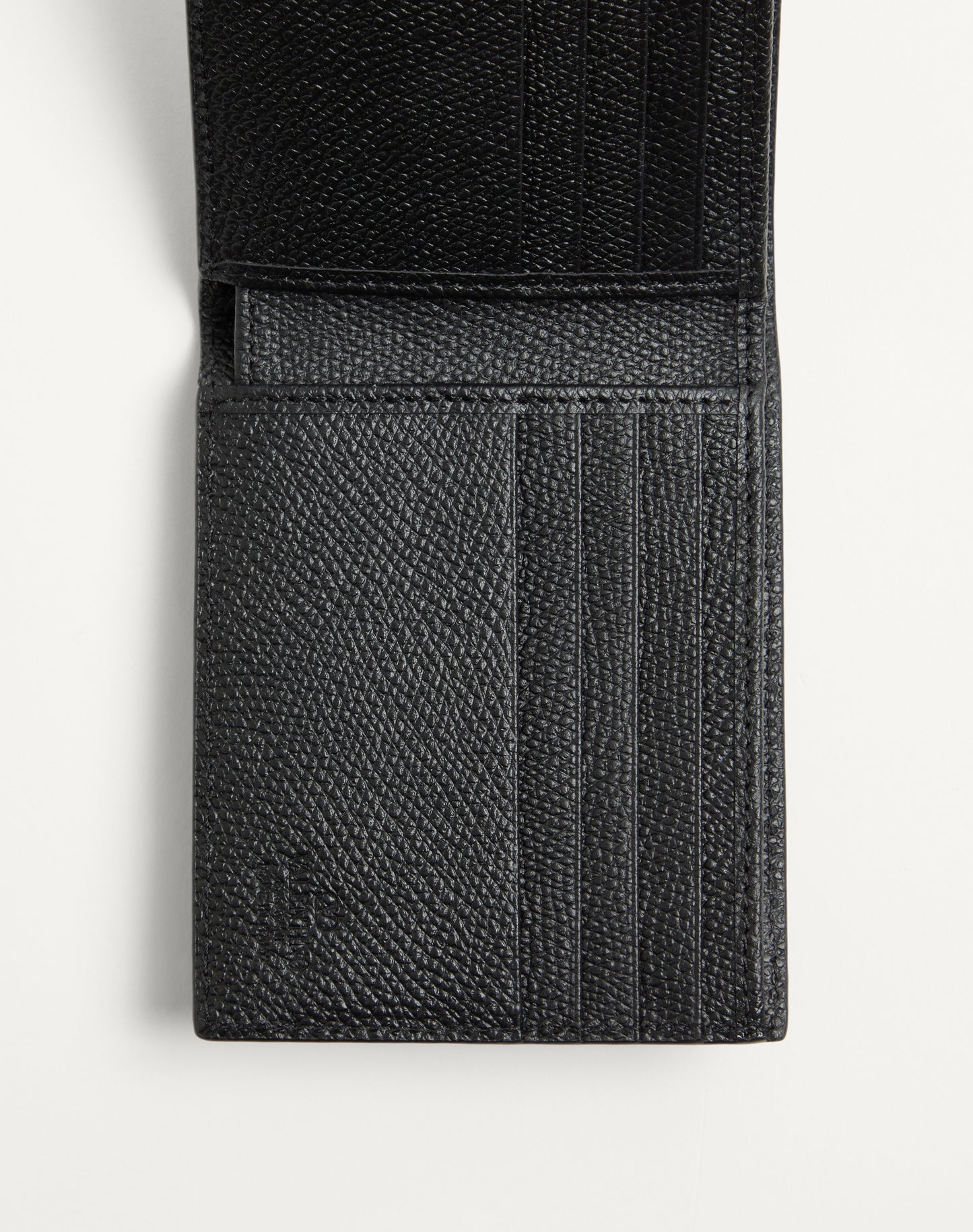 Valentino Garavani Vlogo Signature Grainy Calfskin Wallet