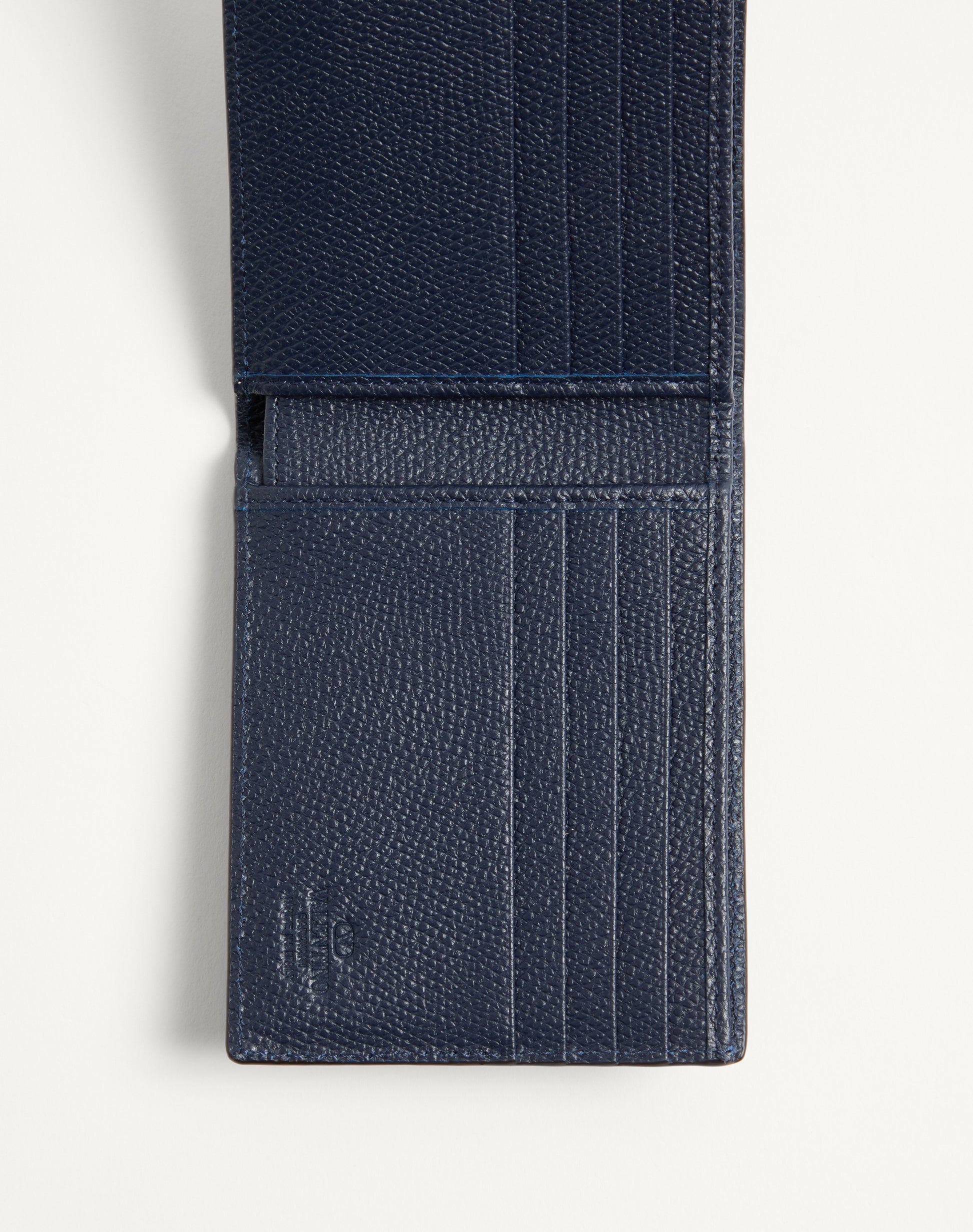 Valentino Garavani Vlogo Signature Grainy Calfskin Wallet