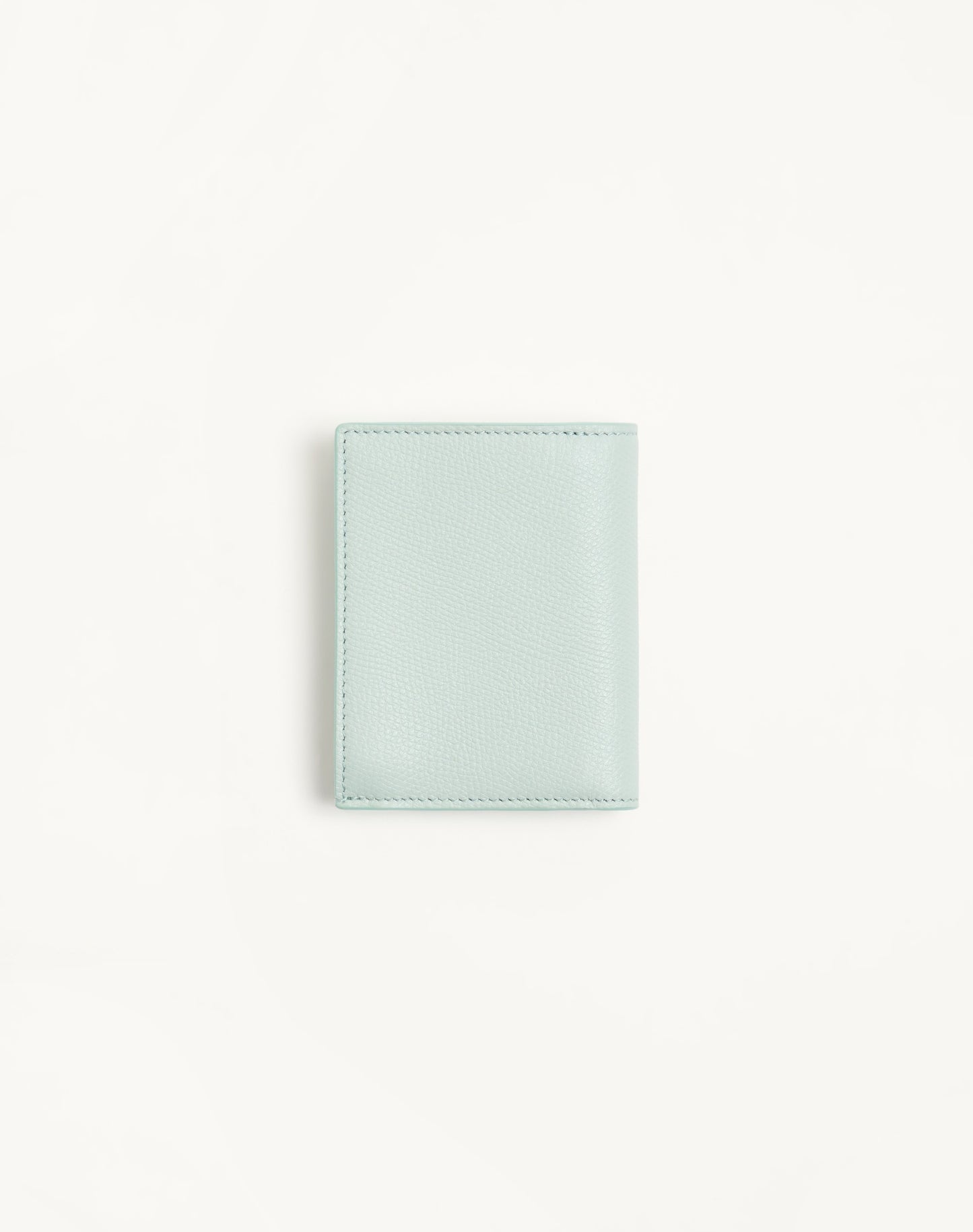 Valentino Garavani Vlogo Signature Wallet In Grainy Calfskin