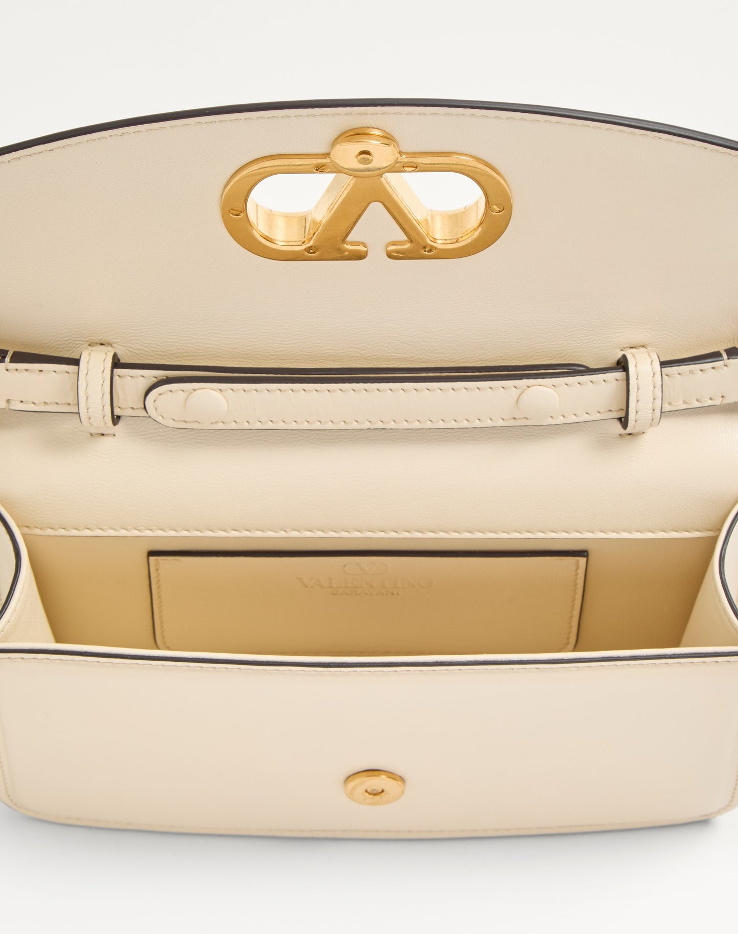 Valentino Garavani Vain Clutch Bag In Shiny Calfskin