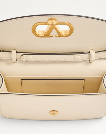 Valentino Garavani Vain Clutch Bag In Shiny Calfskin