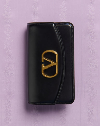 Valentino Garavani Vain Clutch Bag In Shiny Calfskin
