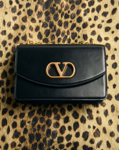 Valentino Garavani Vain Shoulder Bag In Shiny Calfskin