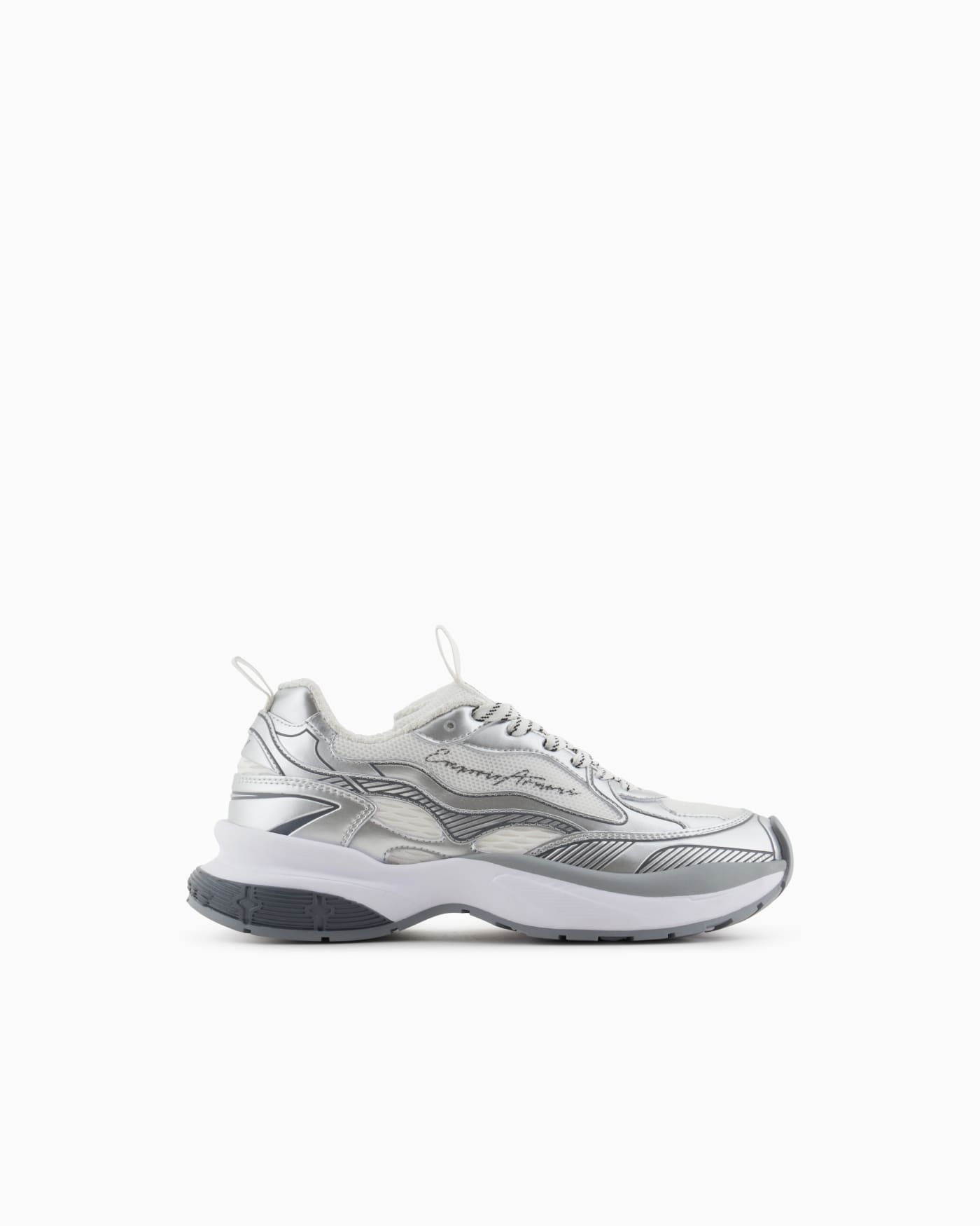 Mesh sneakers with laminated details and signature logo