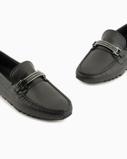 Pebbled leather stirrup loafer man