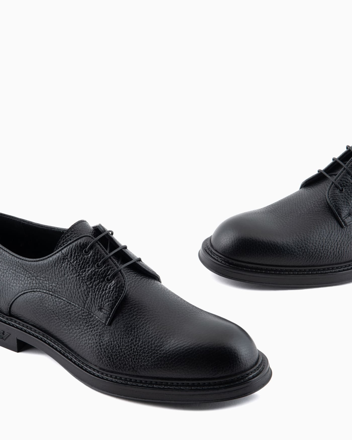 Dress shoes pebbled leather derby for man