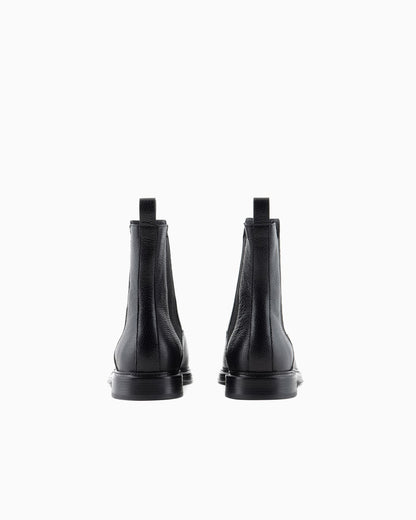 Grained leather Chelsea boots man