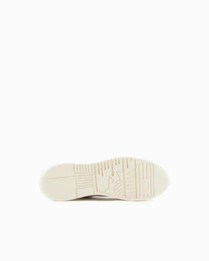 Sneaker with knurled soles in nubuck leather Essential