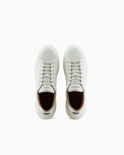 Sneaker with knurled soles in nubuck leather Essential