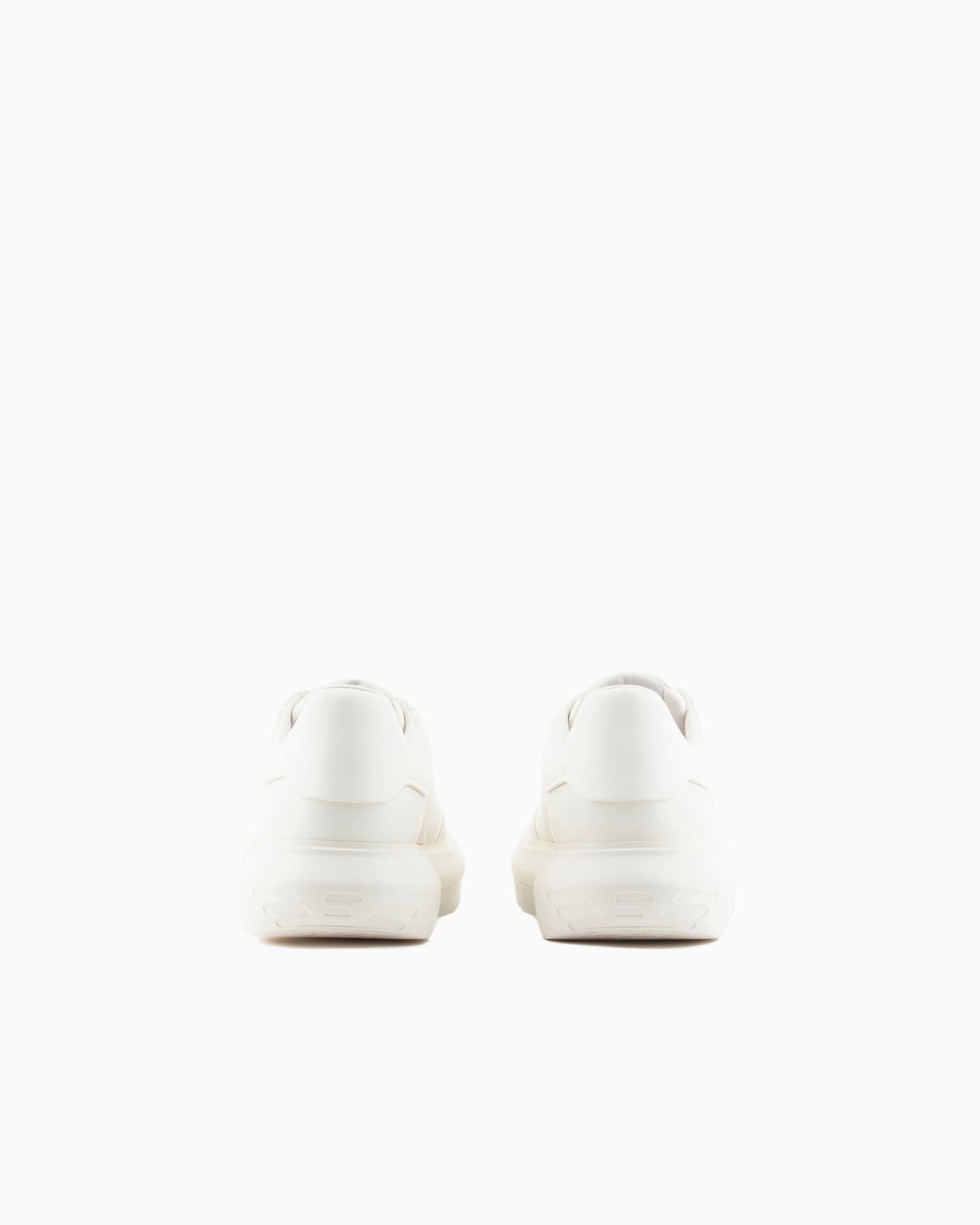 Low-top smooth leather sneaker man