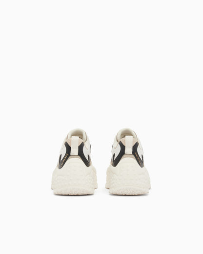 Sneakers in mesh and microsuede
