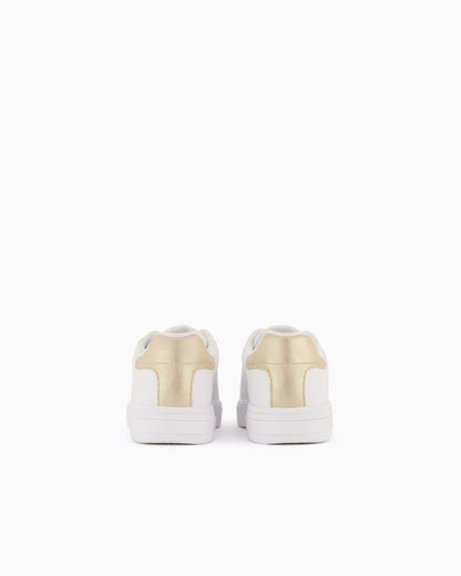 Low-top sneakers with embossed pattern and contrast heel