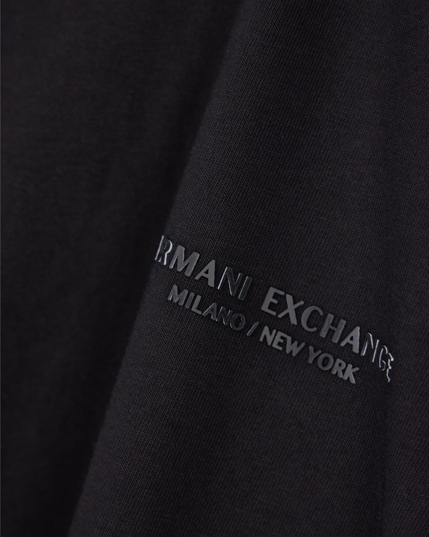 Regular fit cotton t-shirt with a chest logo Essential
