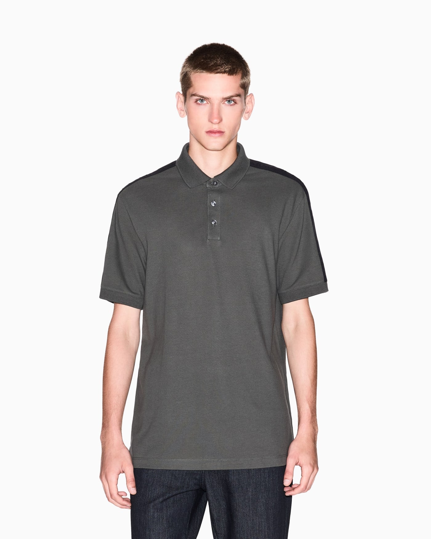 Contrasting tape polo in cotton pique