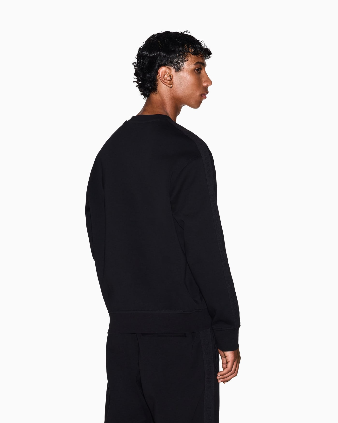 Crewneck sweatshirt logo tape detail man