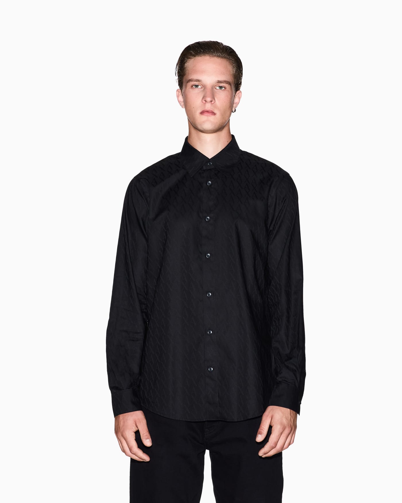 Regular fit button-up shirt in cotton jacquard Essential