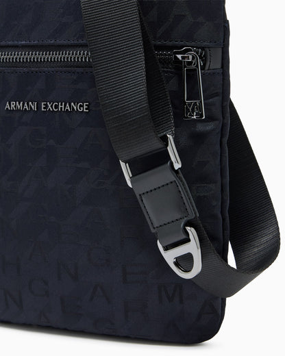 Crossbody bag in geometric texture