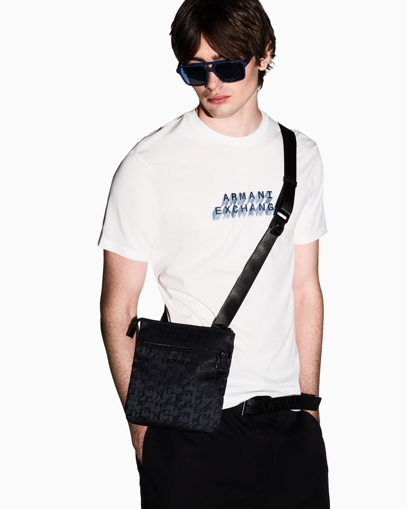 Crossbody bag in geometric texture