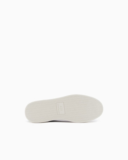 sneakers with webbing and rubber sole
