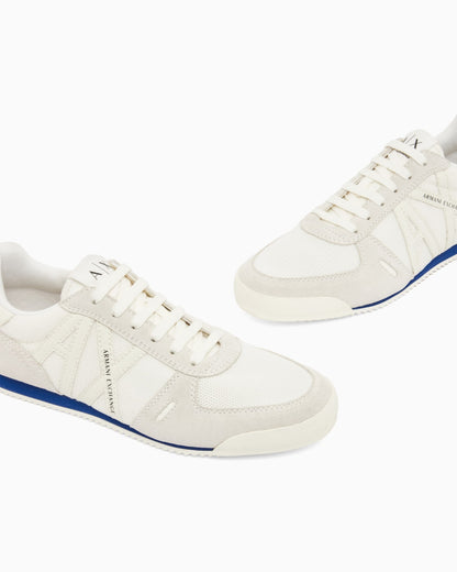 Lace-up sneakers in suede and mesh with a rubber sole