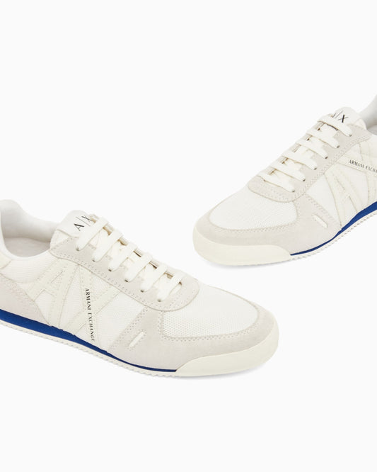 Lace-up sneakers in suede and mesh with a rubber sole