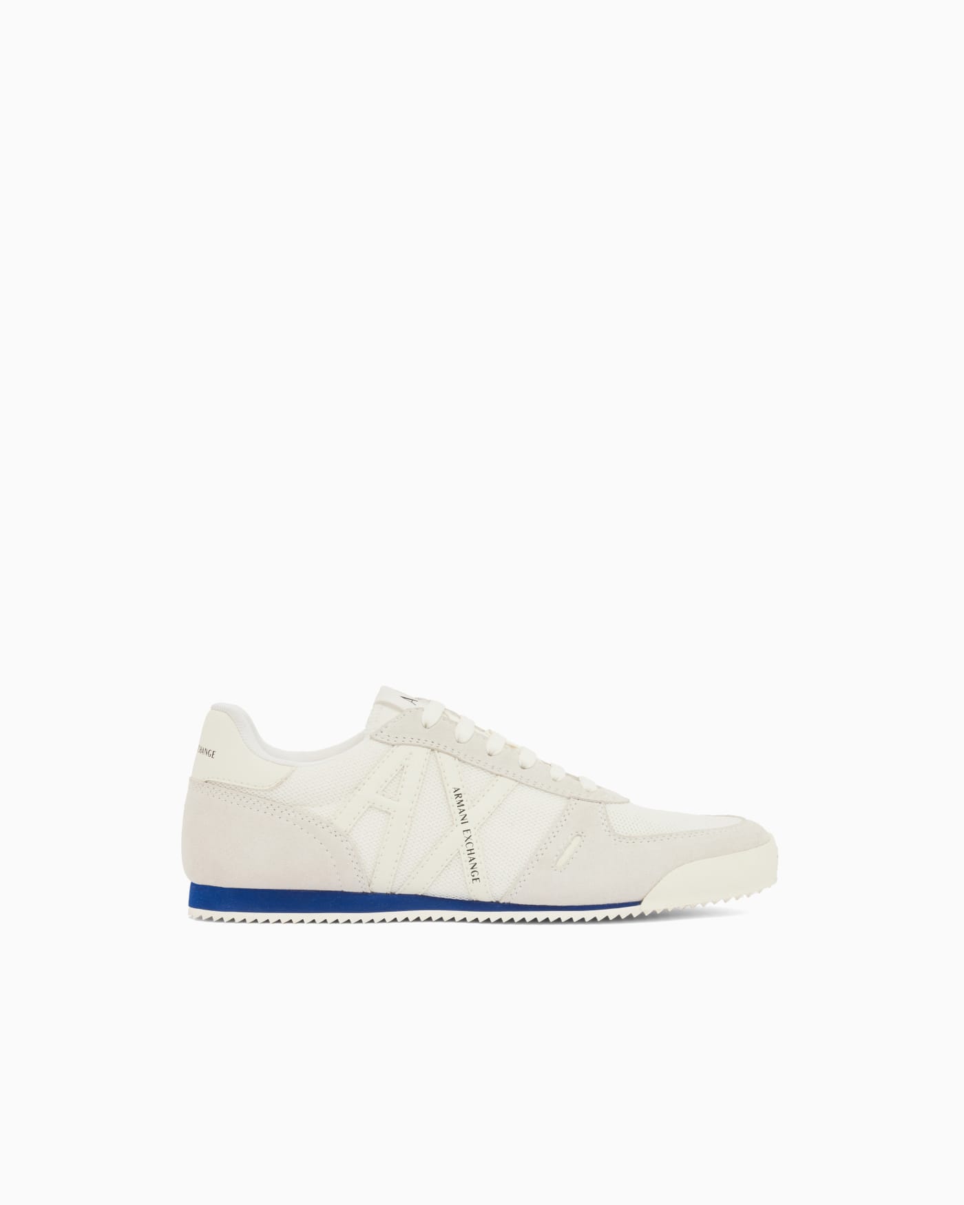 Lace-up sneakers in suede and mesh with a rubber sole