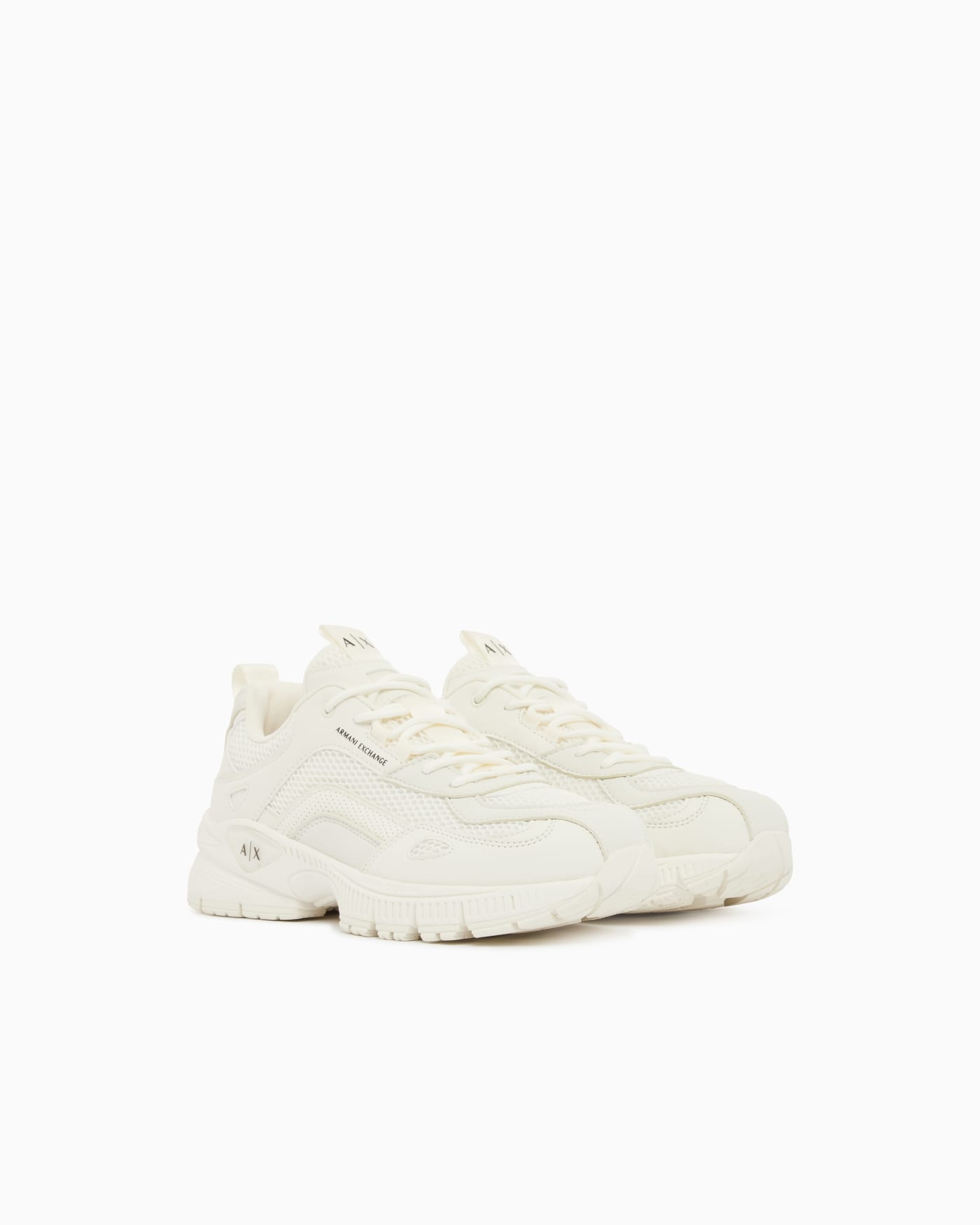 Sneakers in microsuede and mesh