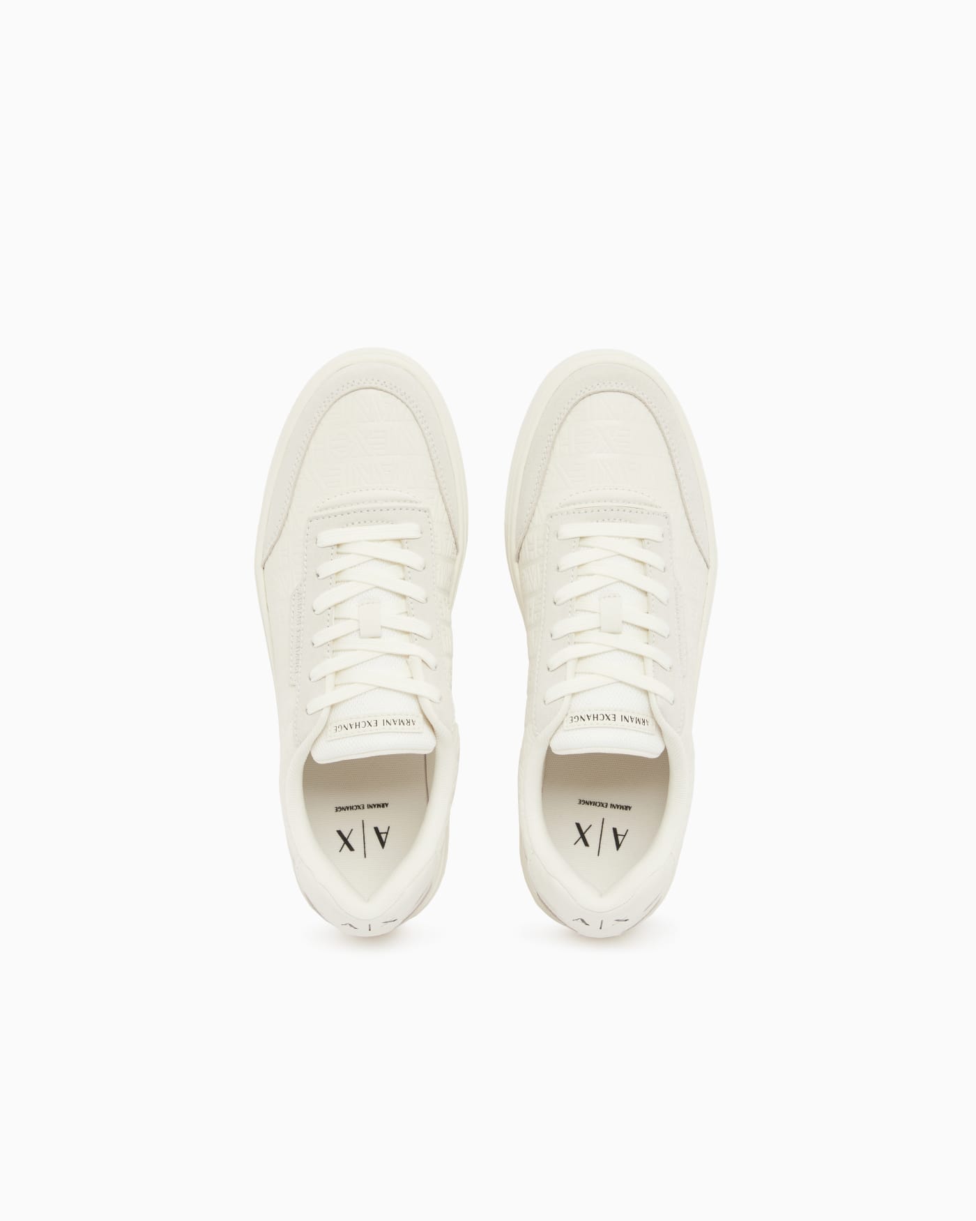 Urban leather sneakers with suede inserts