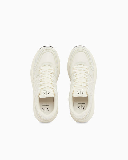 Sneakers in microsuede and mesh