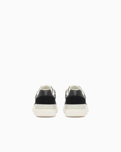 Sneakers with suede inserts