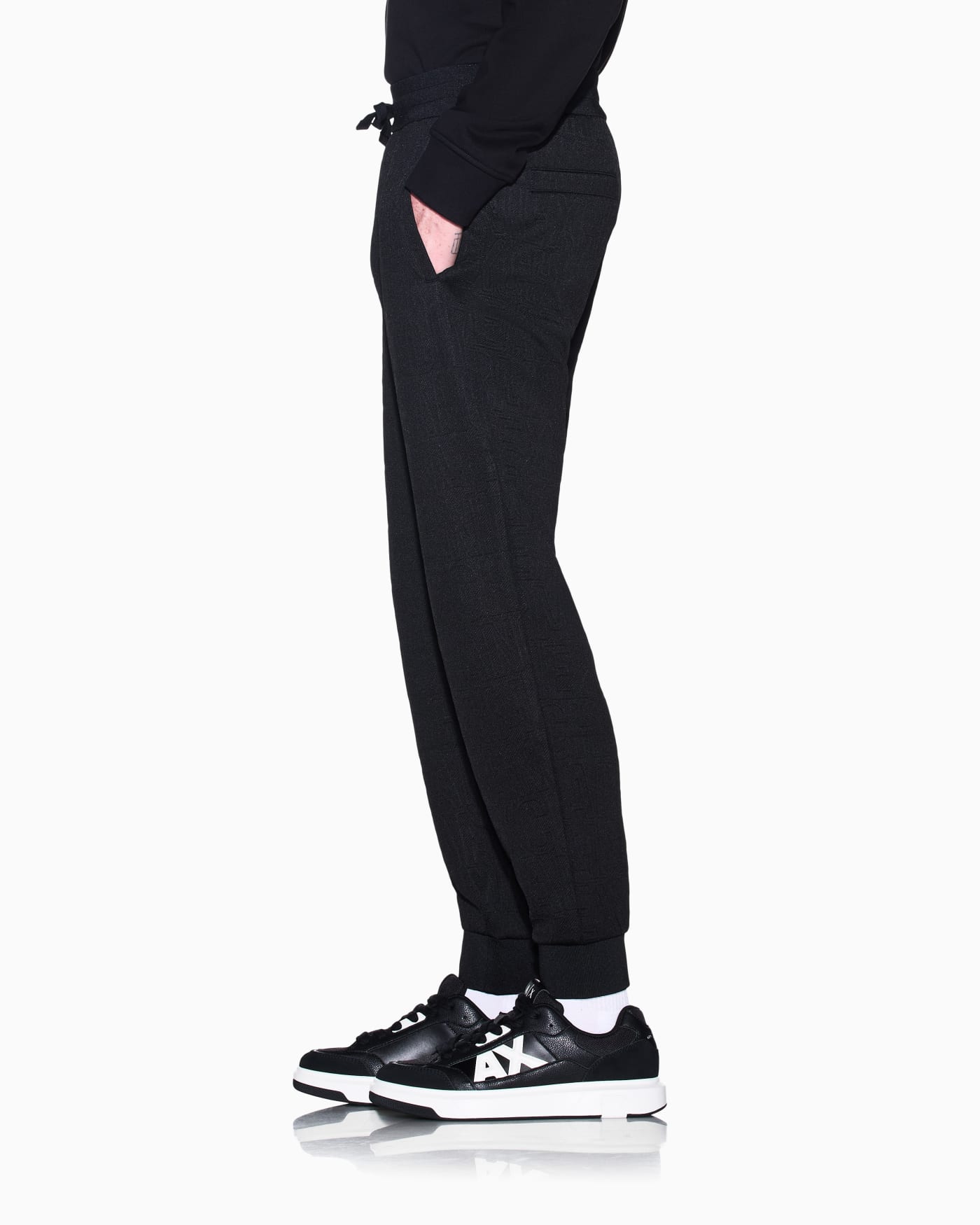 regular fit trousers in stretch jacquard jersey