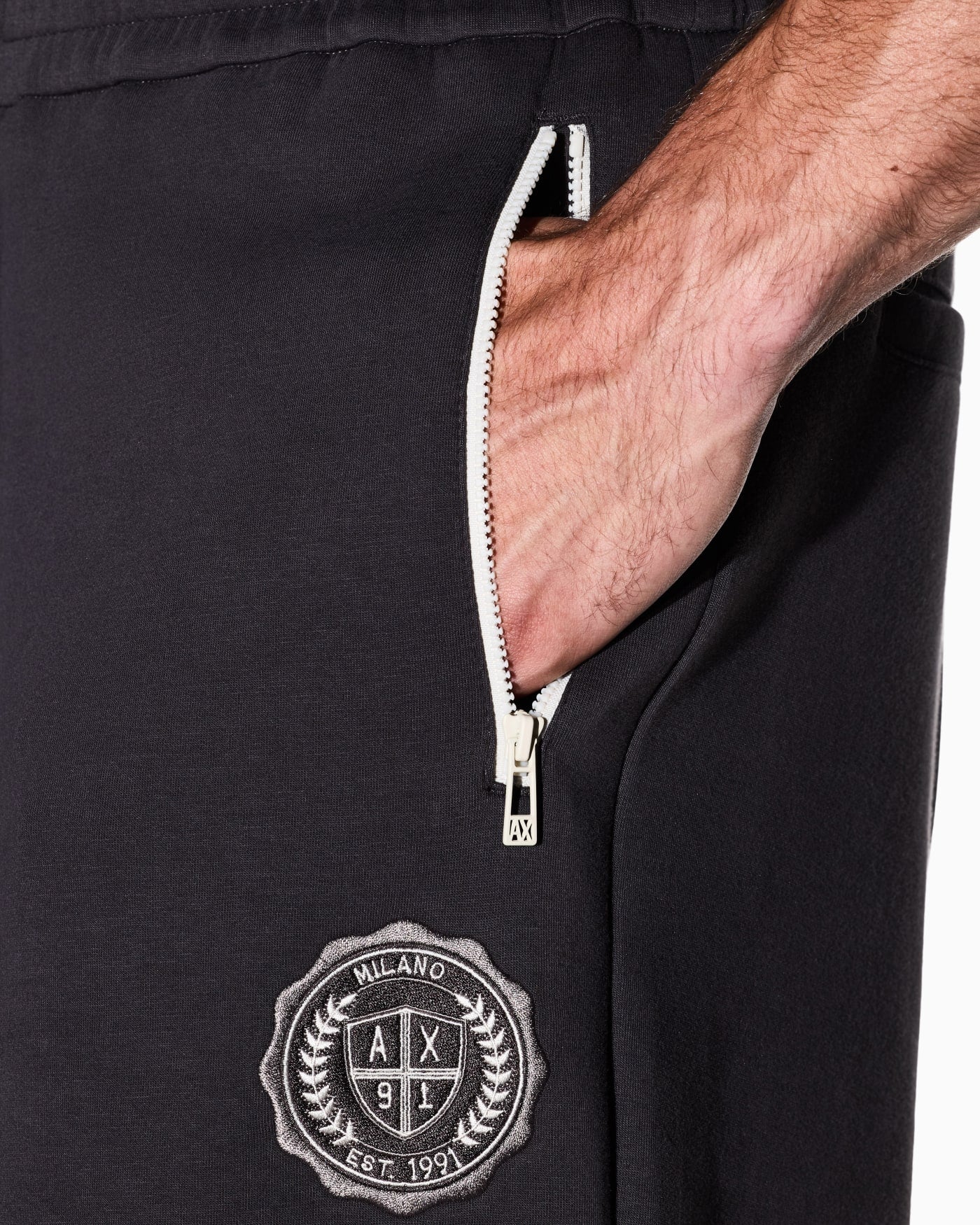 relaxed trouser in stretch cotton jersey
