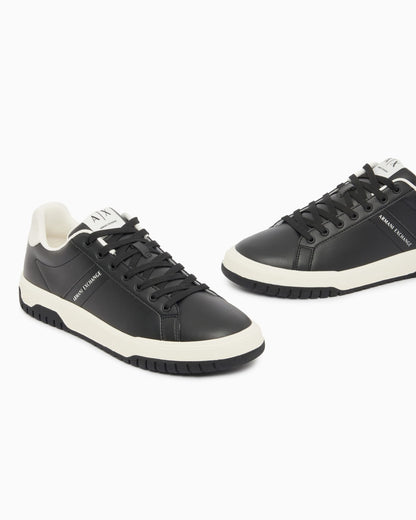 Sneakers in leather and suede with rubber sole