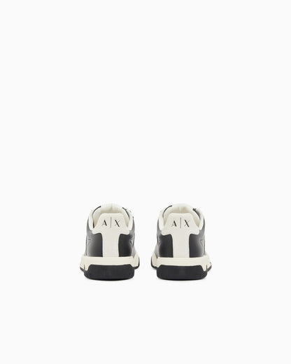 Sneakers in leather and suede with rubber sole