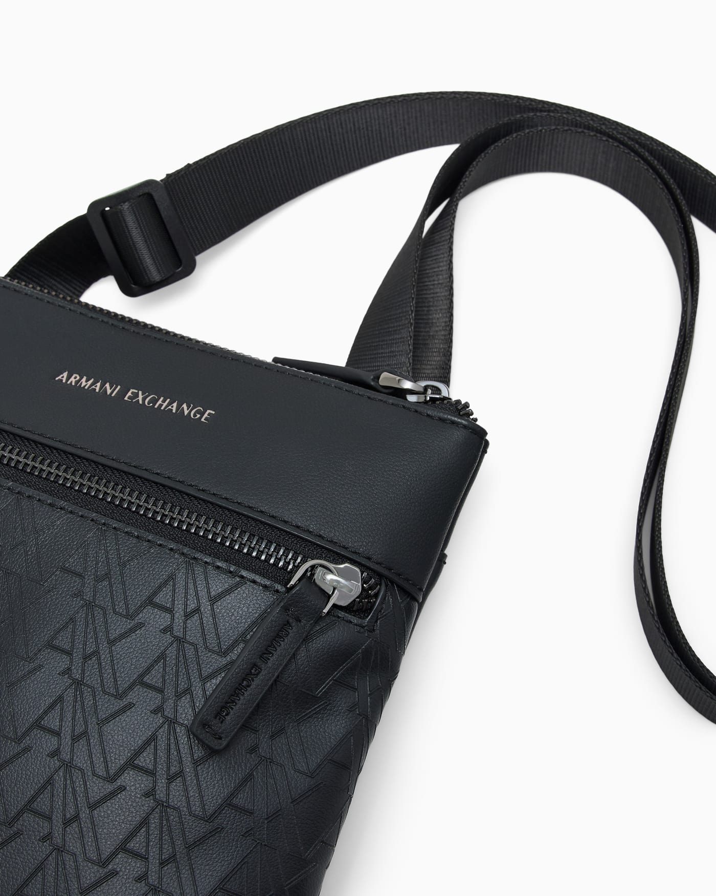 Flat crossbody messenger bag