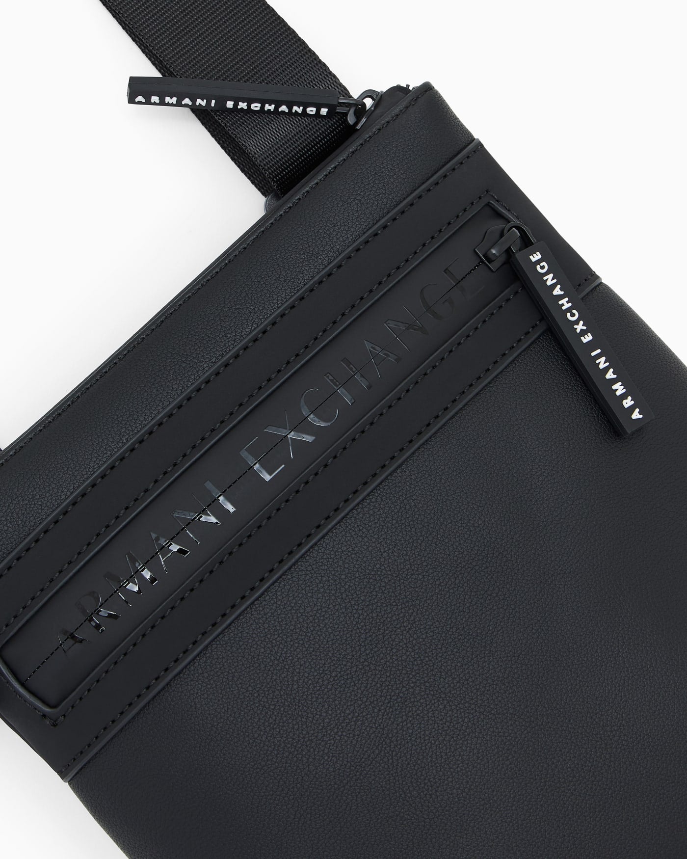 Flat crossbody messenger bag