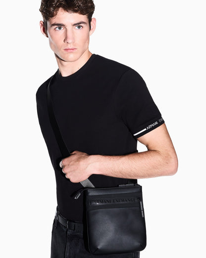 Flat crossbody messenger bag