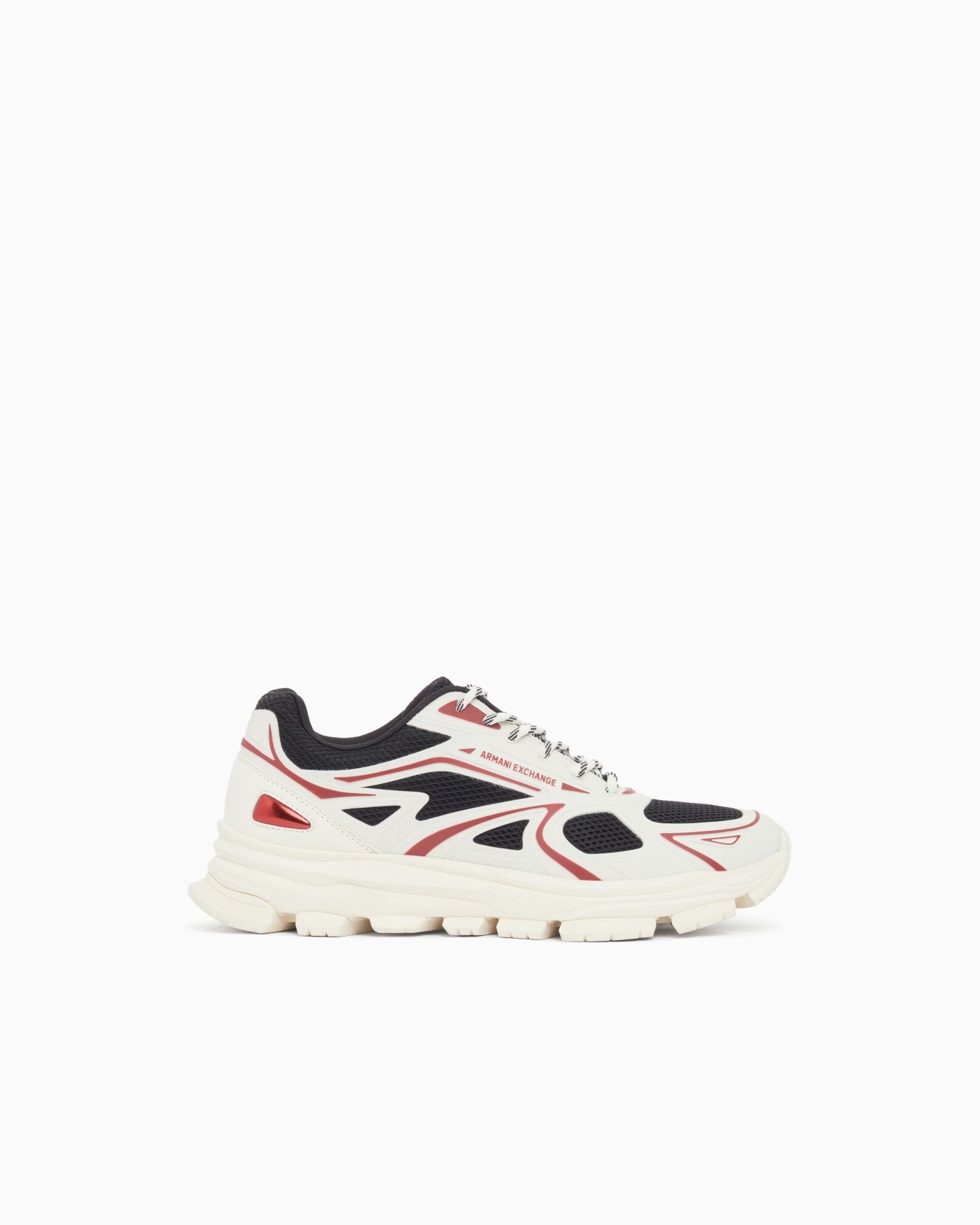 Sneakers in mesh with metallic details