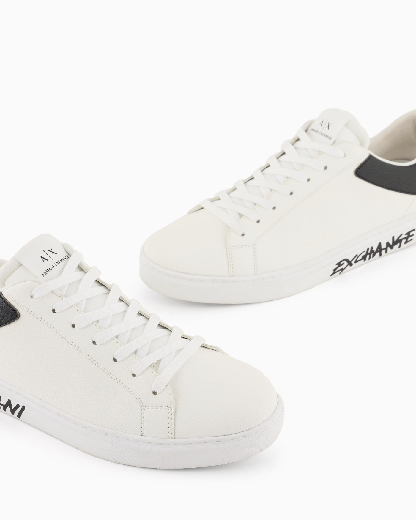 Sneakers with logo