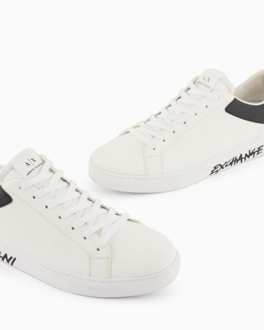 Sneakers with logo